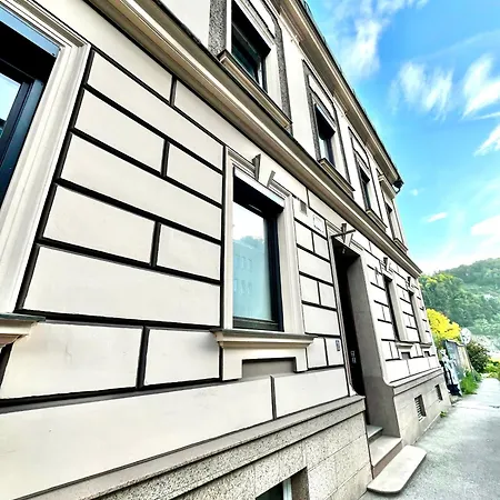 Honor - Extravaganz Neu Renoviert Appartement