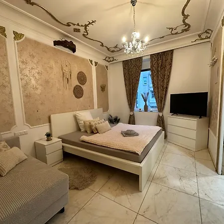 Honor - Extravaganz Linz