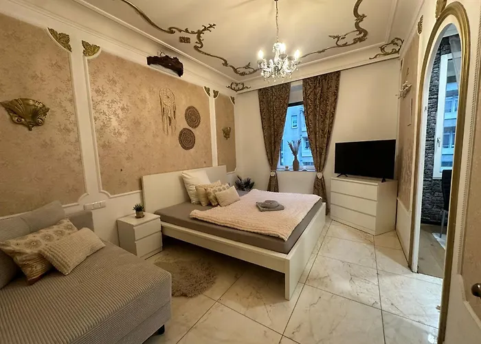 Honor - Extravaganz Linz